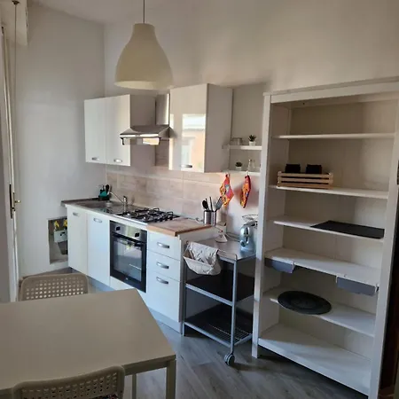 Marigold House 아파트 *